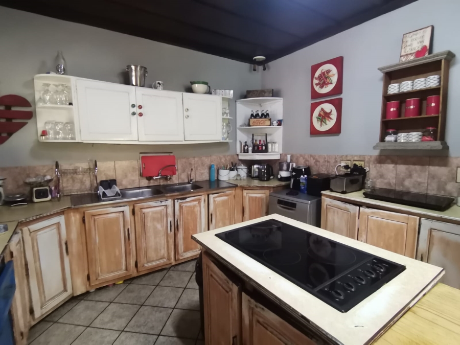 5 Bedroom Property for Sale in Elandsrand North West